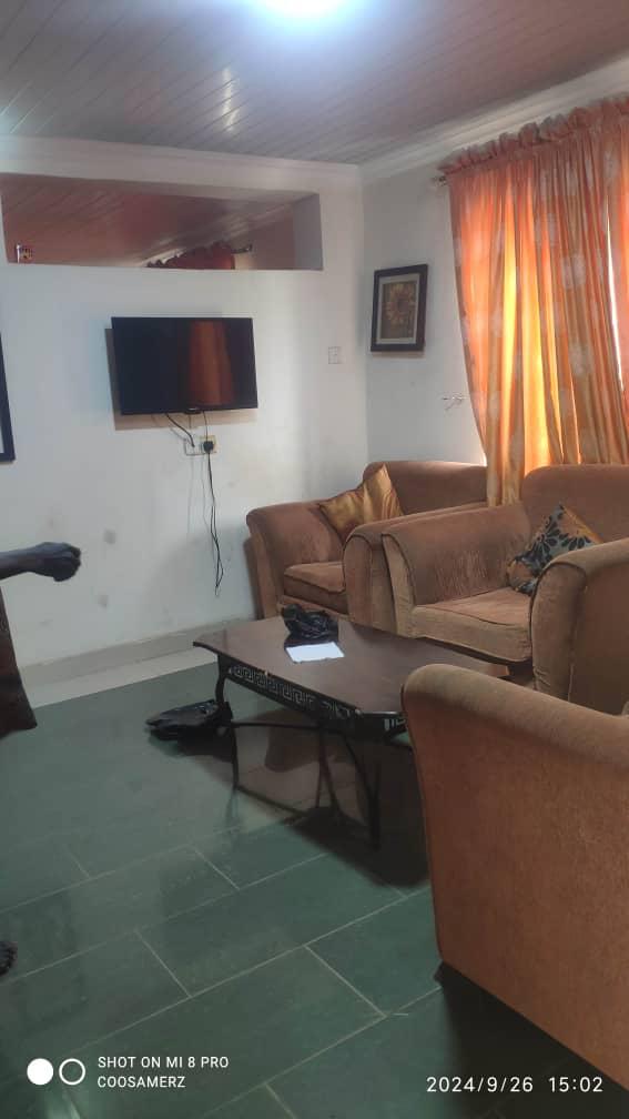 Room & Parlor Service Apartment  photo 5